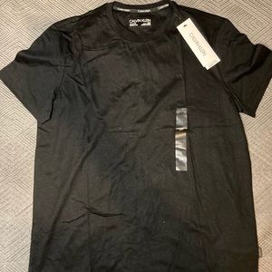 Calvin Klein solid black tee shirt